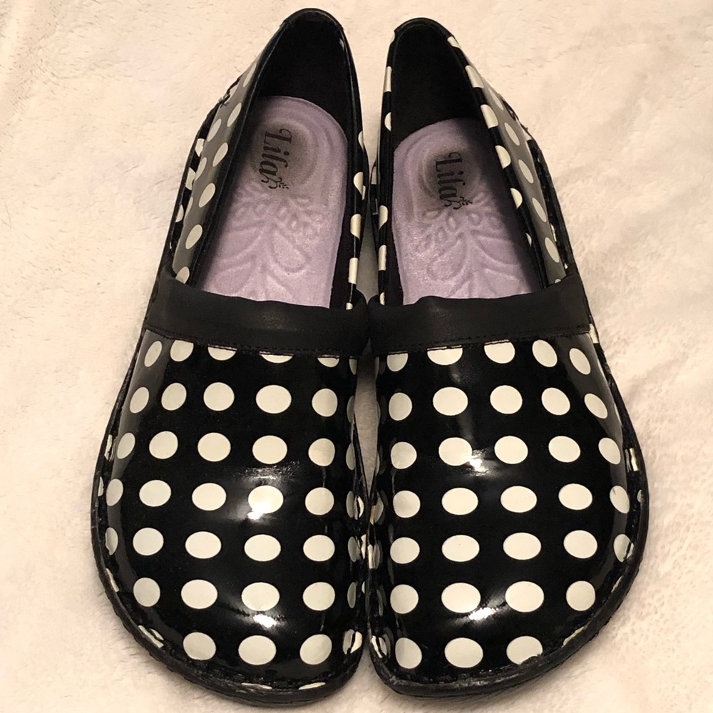 Lila “Bella” Nursing Clogs - Polka Dots